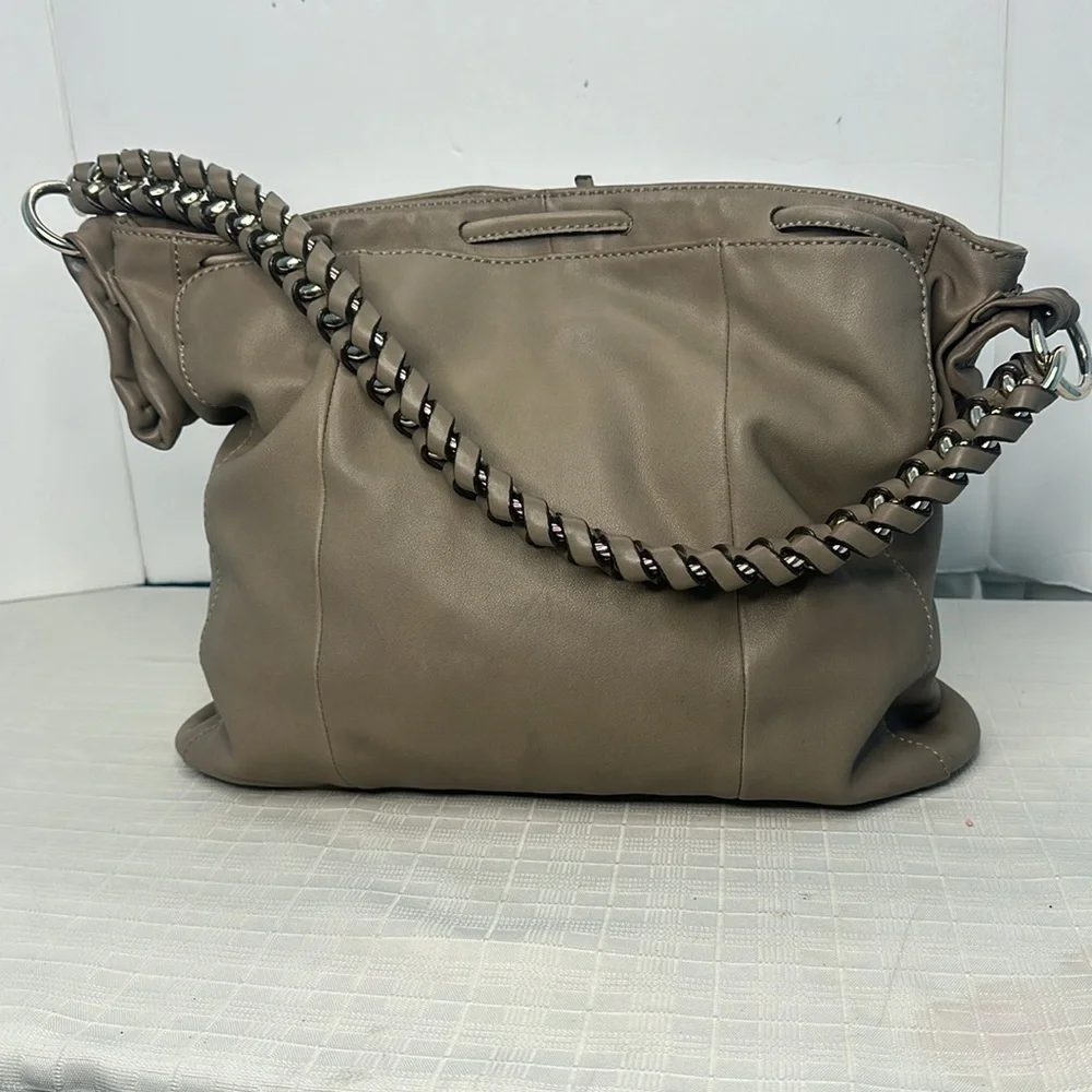 MARCIANO Bag in tan leather with light gold hardware